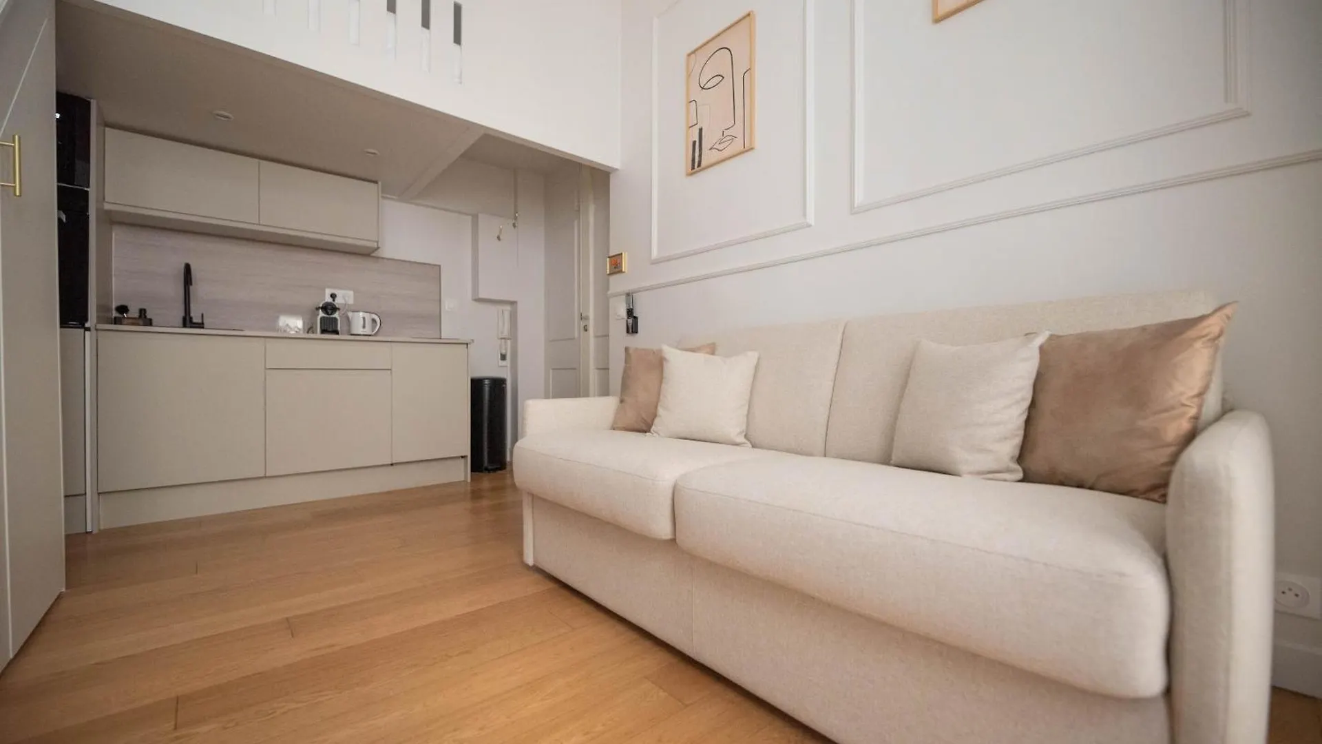 Cia - Mezzanine Studio By Arc De Triomphe Paris
